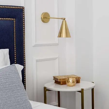 Midmost Ξενοδοχείο *